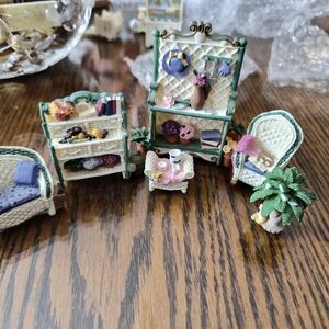 Avon Victorian Memories Miniature Furniture Terrace Set